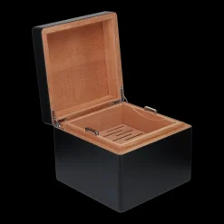 Cigar humidor