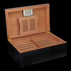 Cigar humidor