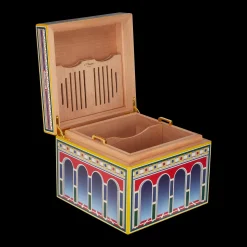 Cigar humidor